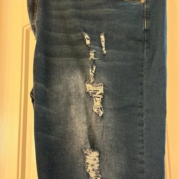 Ashley Stewart capri jeans - Picture 2 of 5